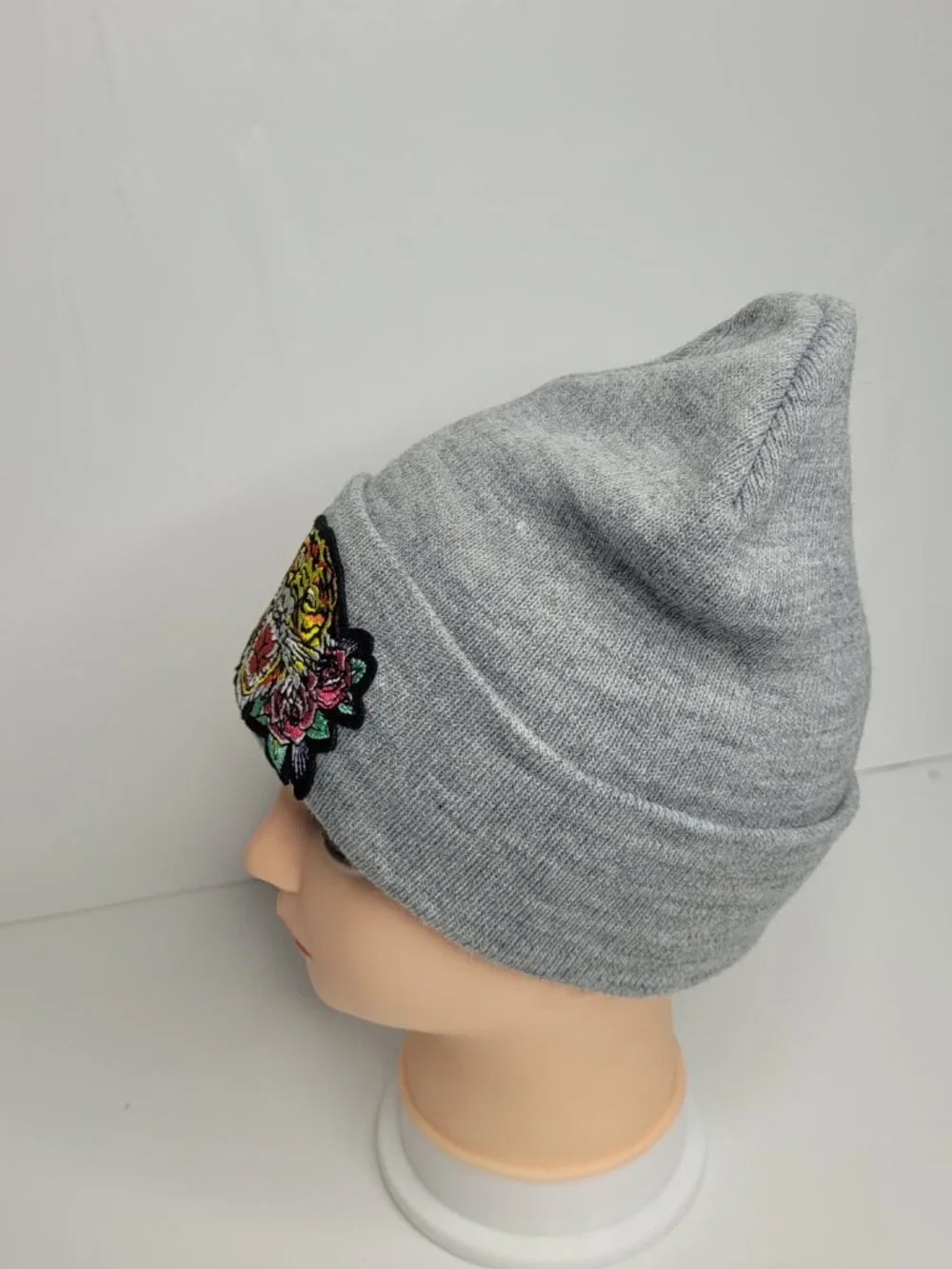 Ed Hardy gray big tiger tattoo logo patch form fitting beanie hat